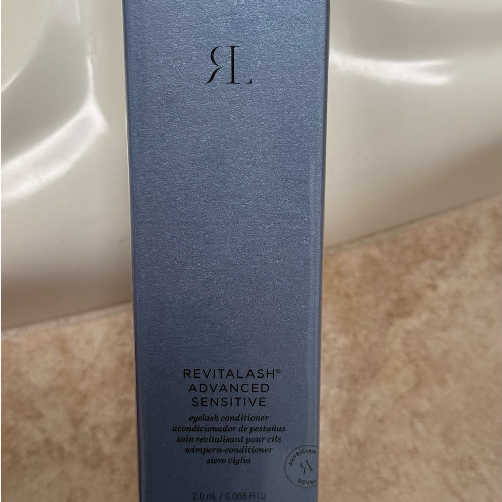 Advanced Sensitive Eyelash Conditioner - Blue